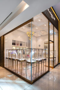 MaximiliaN London Jewellery House