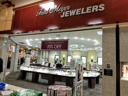 Fred Meyer Jewelers Names S.A. Kitsinian 2002 Gold Vendor of the