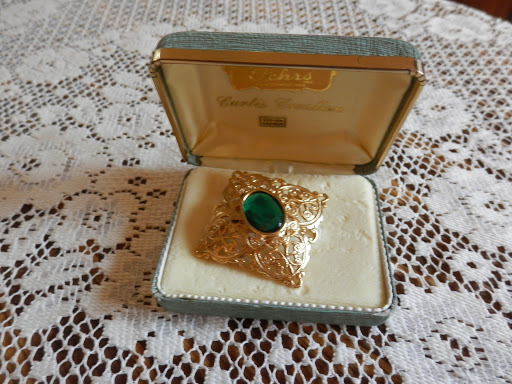 Kristina's Vintage MidWest Treasure Trunk ETSY Appleton Wisconsin