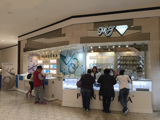 Pandora Boutique Dearborn Heights Michigan