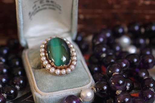 Poor Mouchette - Antique & Vintage Jewelry Beaverton Oregon